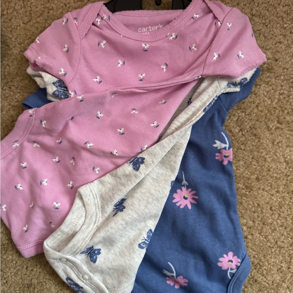 Baby lot (bodysuit, swaddle blanket, receiving blankets and bassinet sheets) new